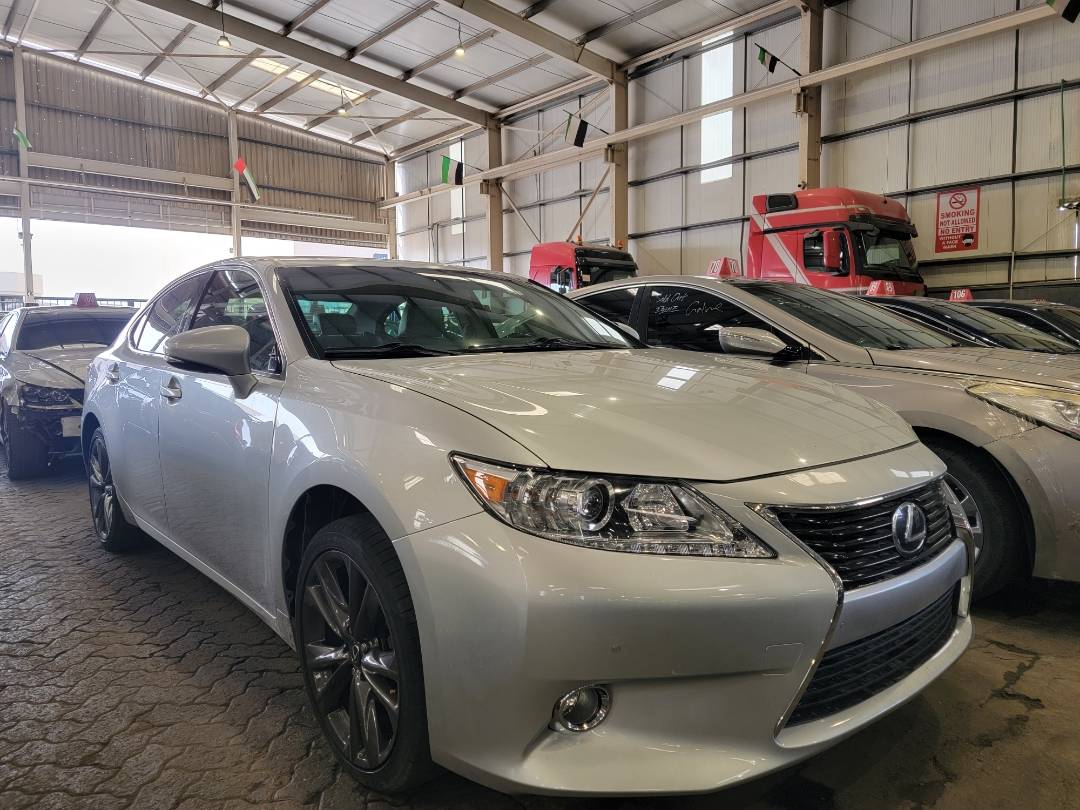 2013 LEXUS ES 350 — 148242 Miles — Lot 2014200 — Main - Marhaba Auctions Used Cars - Image 4