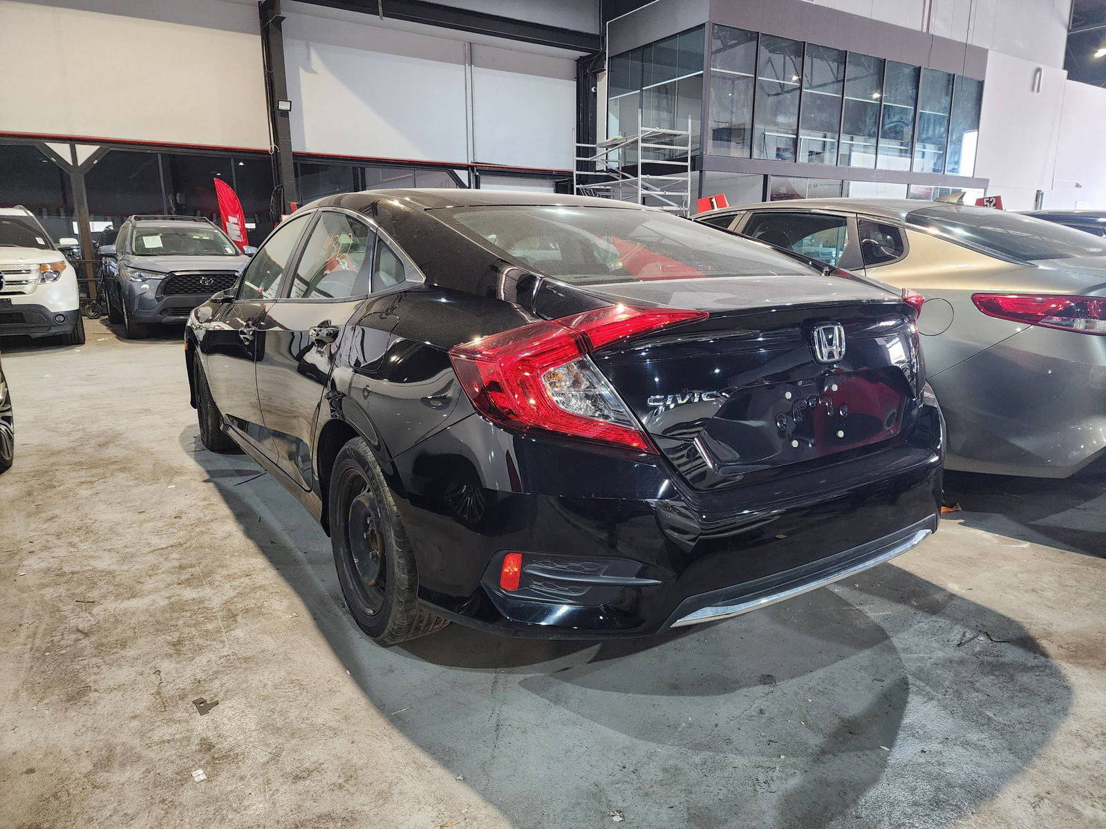 2019 HONDA CIVIC — 112993 Miles — Lot 555697 — Al Quoz - Marhaba Auctions Used Cars - Image 5