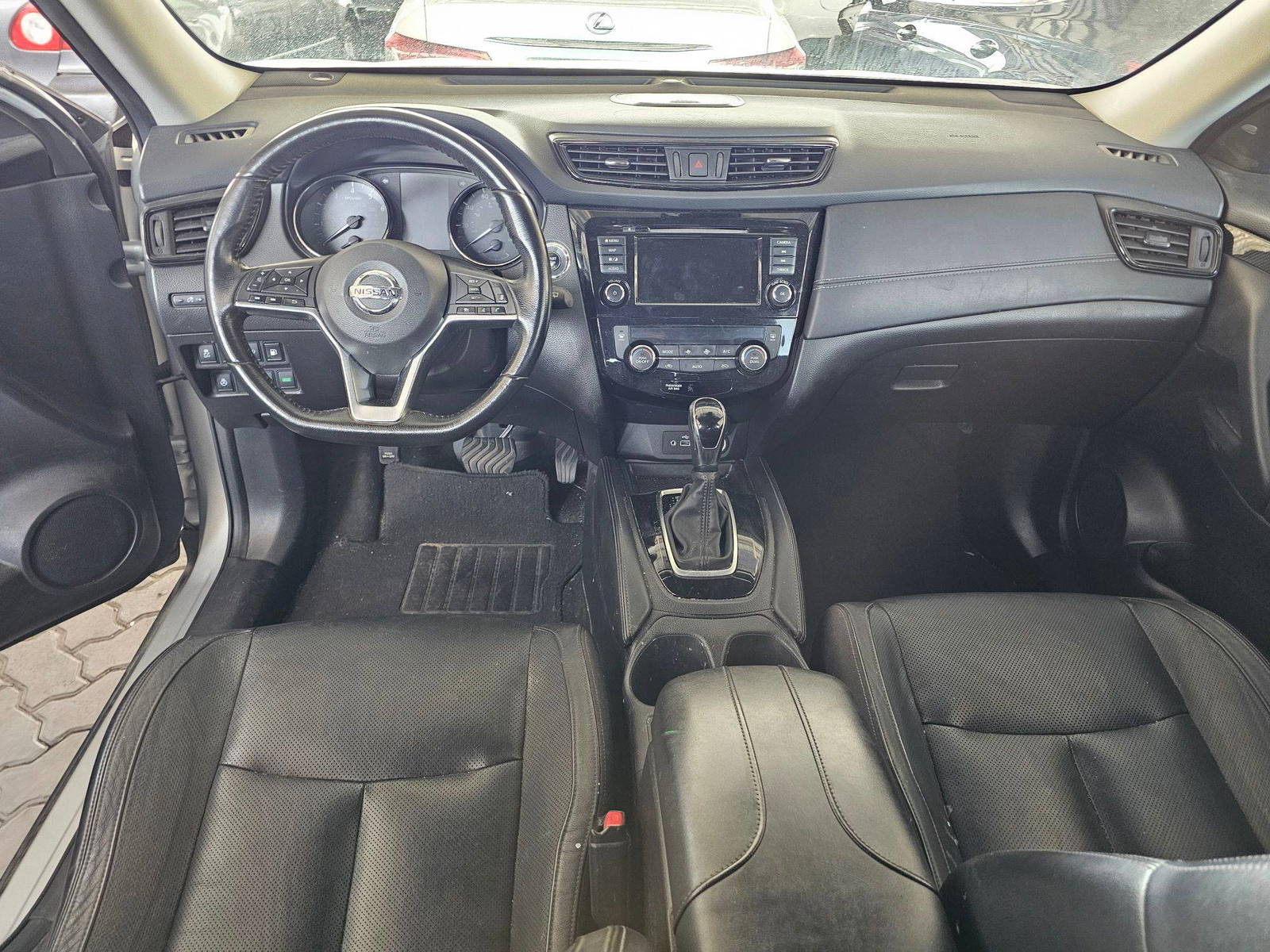 NISSAN ROGUE 2018 - Marhaba Auction Used Cars - Image 7