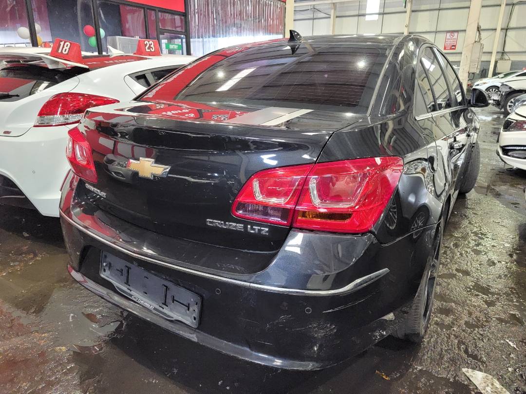 2016 CHEVROLET CRUIZE — 160301 KM — Lot 334892 — Main - Marhaba Auctions Used Cars - Image 3