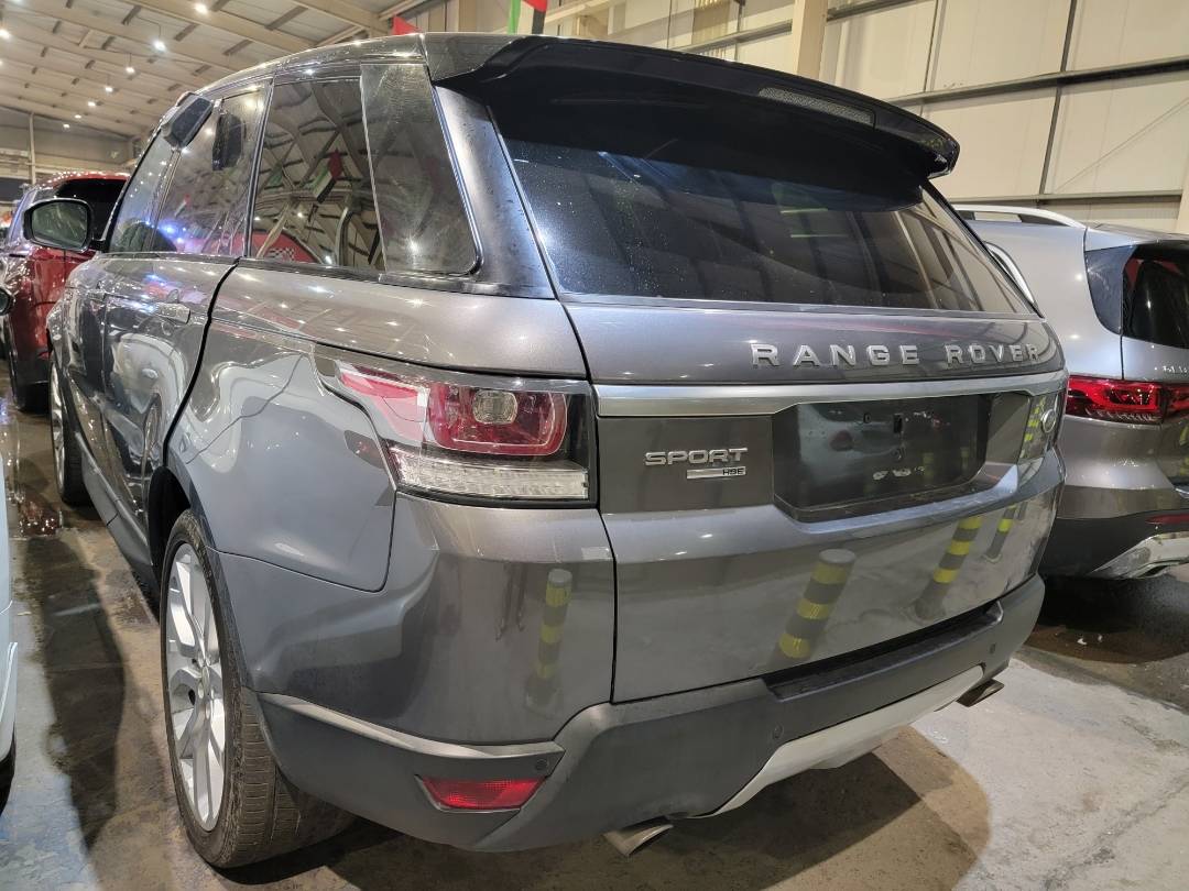 LAND ROVER RANGE ROVER SPORT HSE 2015 - Marhaba Auction Used Cars - Image 4