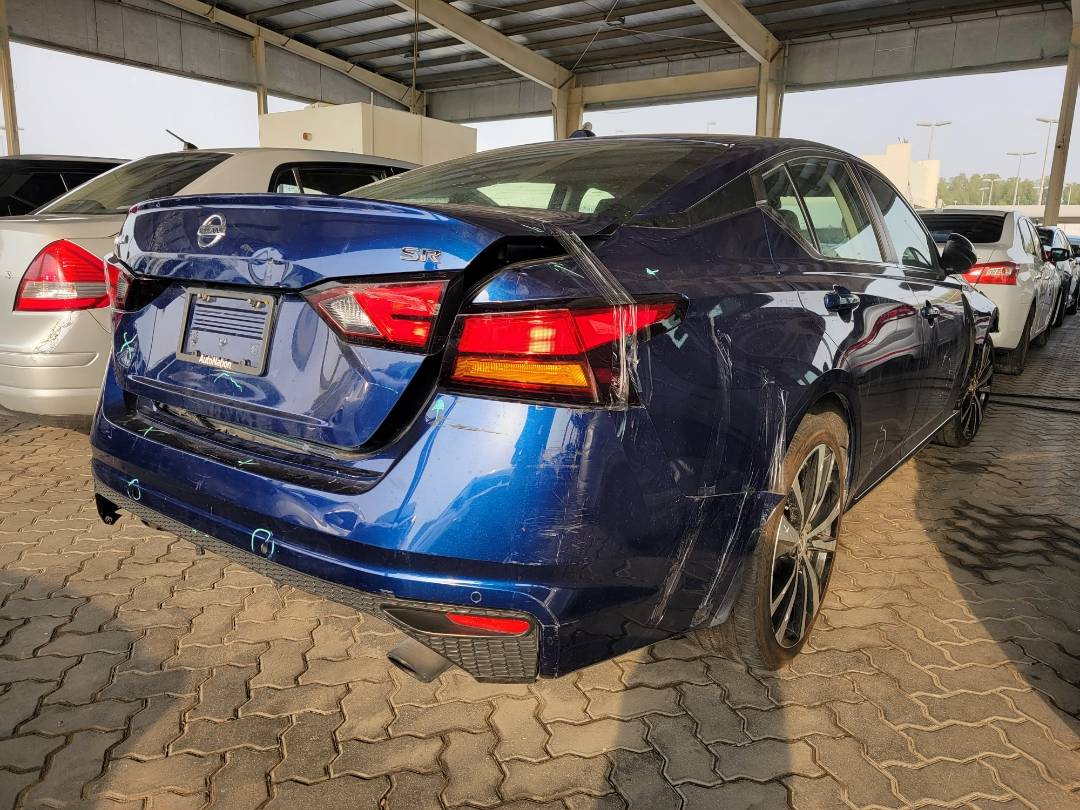 2020 NISSAN ALTIMA — 133693 Miles — Lot 90625 — Souq - Marhaba Auctions Used Cars - Image 3