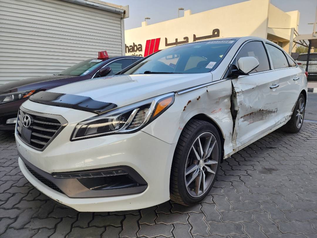 2015 HYUNDAI SONATA — 158043 KM — Lot 51348354 — Souq - Marhaba Auctions Used Cars - Image 3