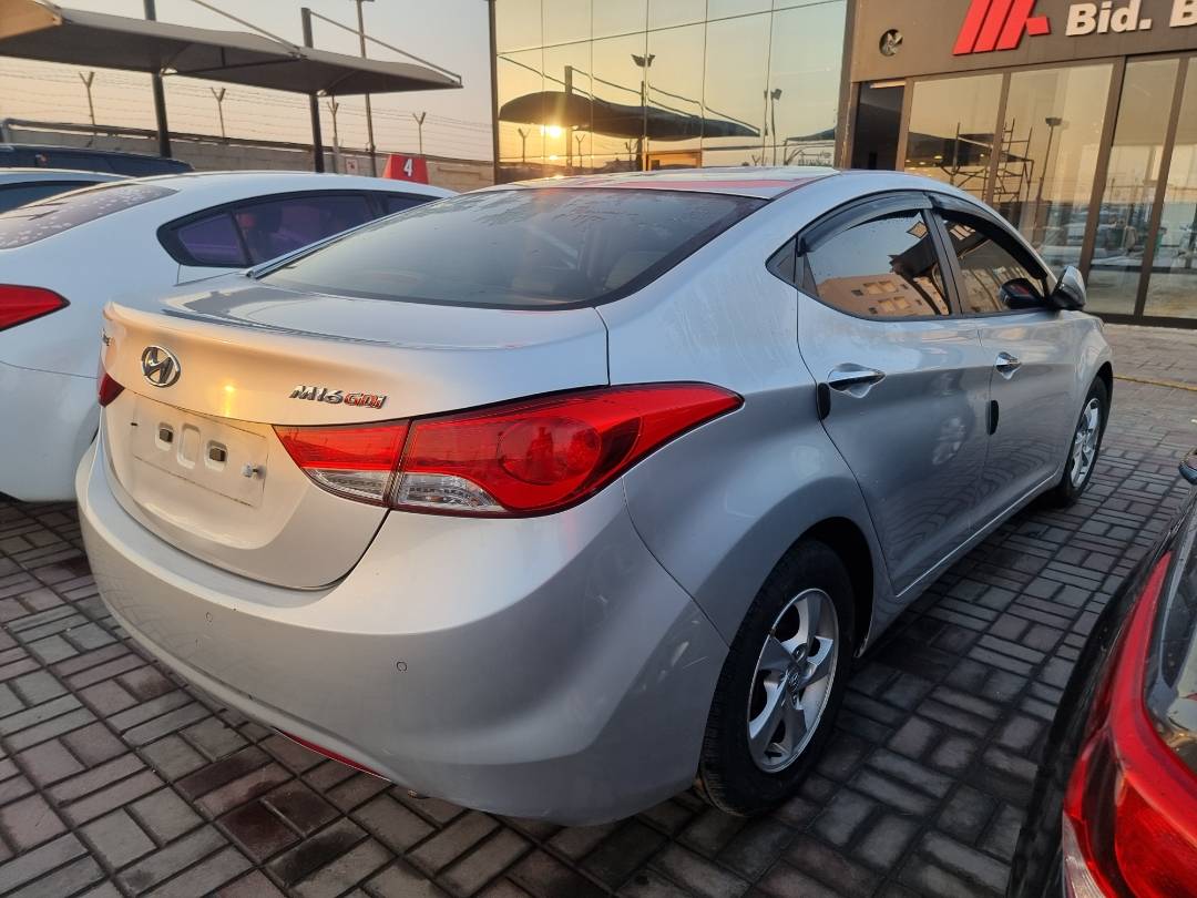 2011 HYUNDAI AVANTE — 138172 KM — Lot 215478 — Souq - Marhaba Auctions Used Cars - Image 4