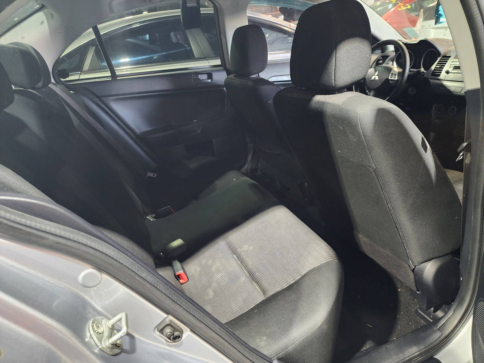 2012 MITSUBISHI LANCER — 206916 KM — Lot 607677 — Al Quoz - Marhaba Auctions Used Cars - Image 7