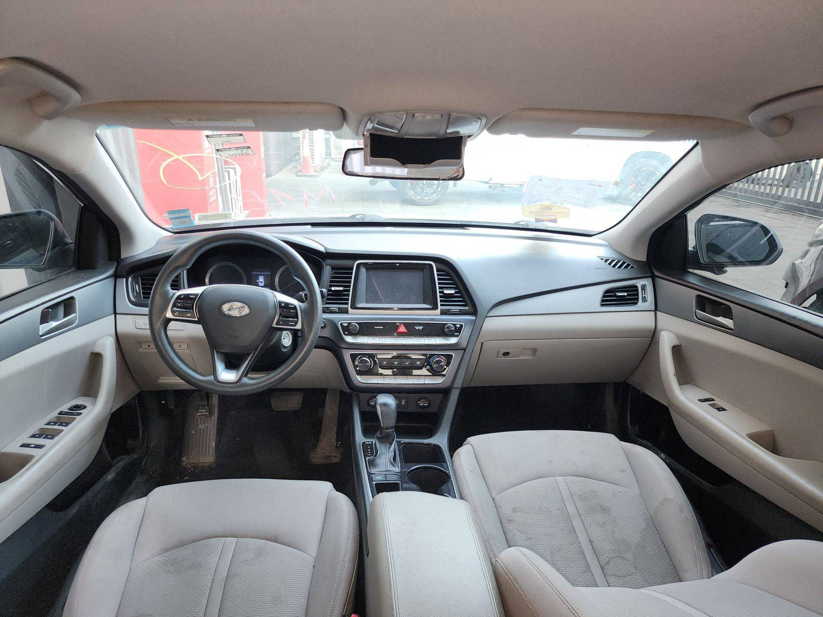 2019 HYUNDAI SONATA — 100357 Miles — Lot 51176655 — Al Quoz - Marhaba Auctions Used Cars - Image 8
