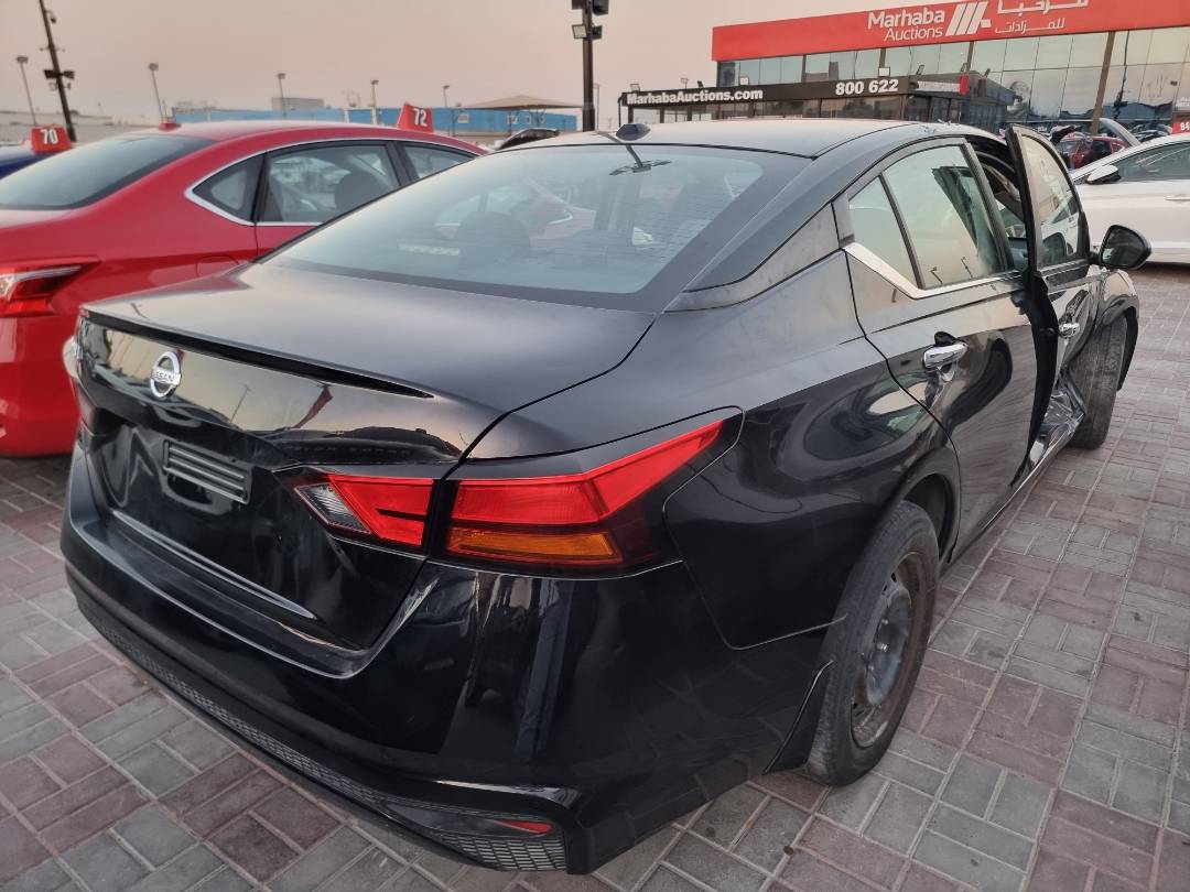 2019 NISSAN ALTIMA — 113192 Miles — Lot 5748596 — Ind. 12 - Marhaba Auctions Used Cars - Image 4
