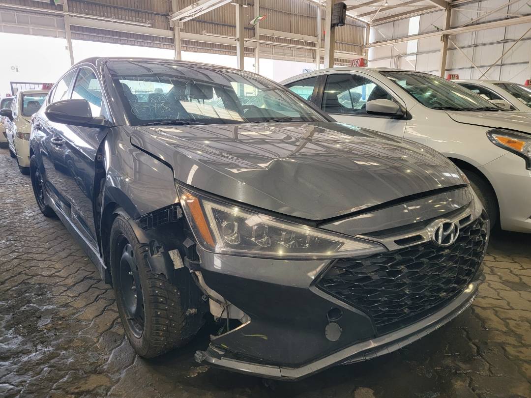 2019 HYUNDAI ELANTRA — 145471 KM — Lot 2KU821100 — Main - Marhaba Auctions Used Cars - Image 4