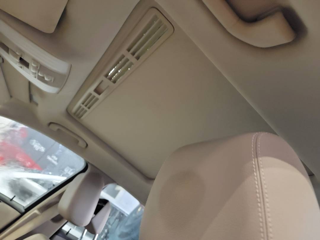 2011 MERCEDES BENZ E 350 — 113966 Miles — Lot 0BA363441 — Main - Marhaba Auctions Used Cars - Image 10