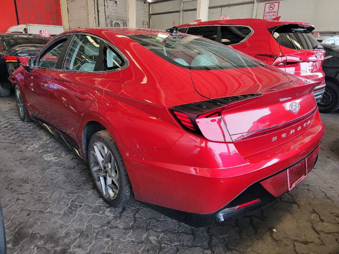 HYUNDAI SONATA