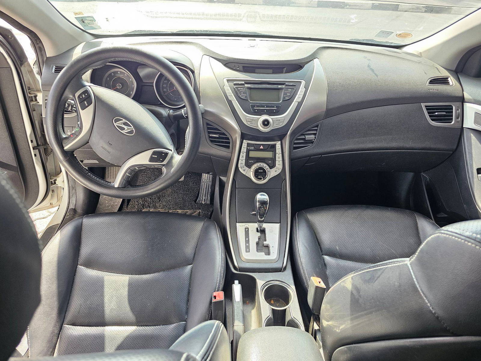 HYUNDAI AVANTE 2011 - Marhaba Auction Used Cars - Image 7