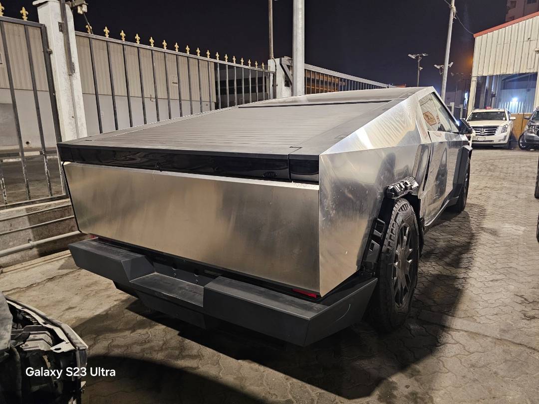 TESLA CYBERTRUCK 2024 - Marhaba Auction Used Cars - Image 5