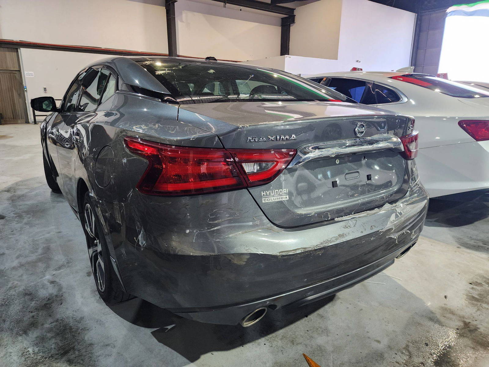 2017 NISSAN MAXIMA — 142421 Miles — Lot 38999080 — Al Quoz - Marhaba Auctions Used Cars - Image 6