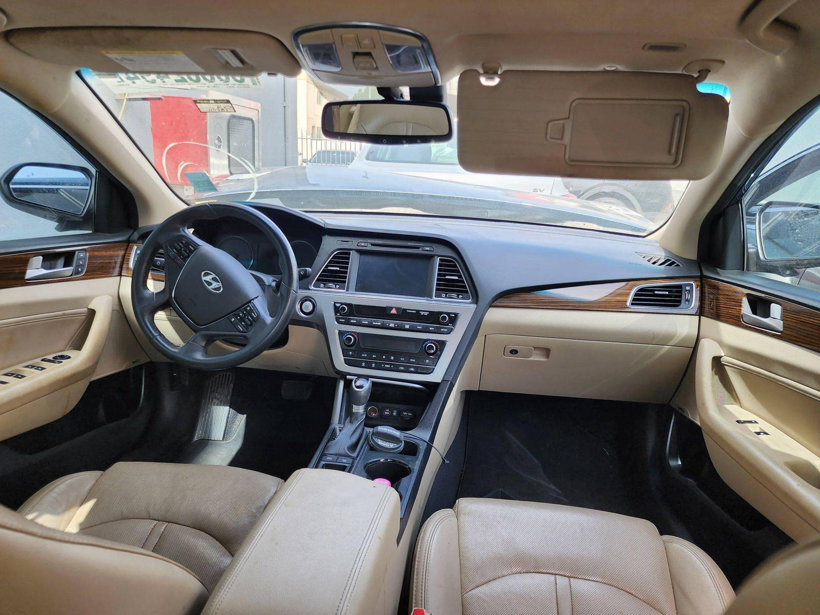 2017 HYUNDAI SONATA — 114981 Miles — Lot 77441 — Al Quoz - Marhaba Auctions Used Cars - Image 7