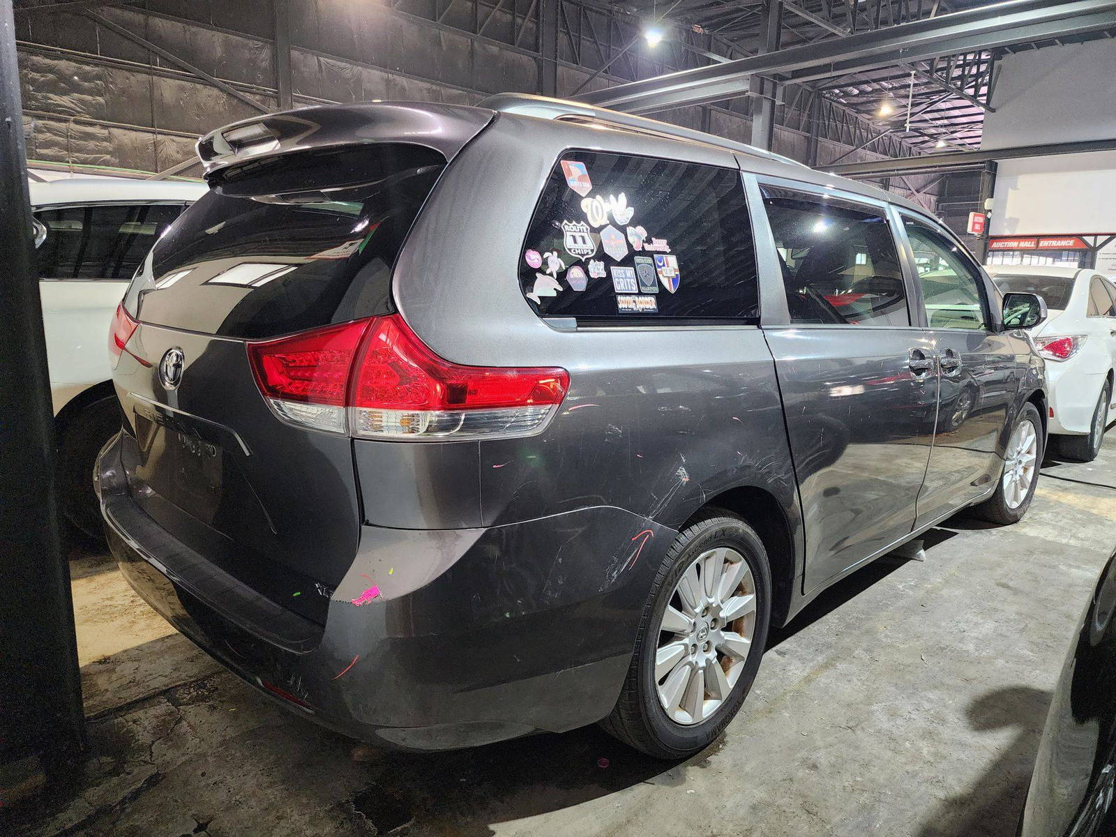 2013 TOYOTA SIENNA — 165275 Miles — Lot 060453 — Main - Marhaba Auctions Used Cars - Image 6