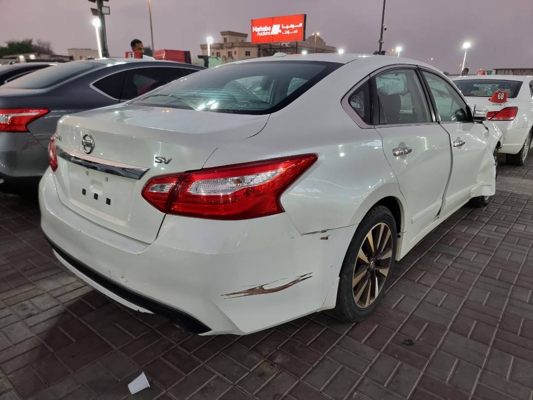 2016 NISSAN ALTIMA — 153847 Miles — Lot 123977 — Main - Marhaba Auctions Used Cars - Image 4