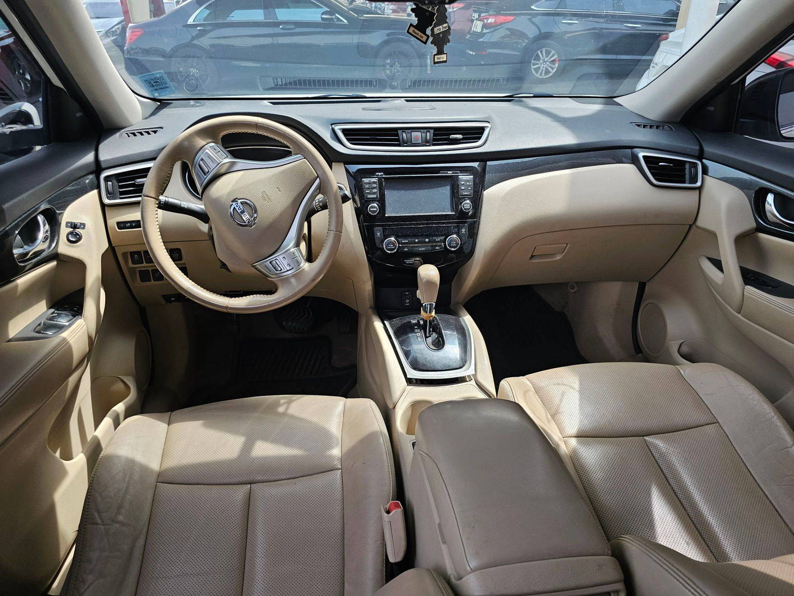 2014 NISSAN ROGUE — 193805 KM — Lot 84587544 — Souq - Marhaba Auctions Used Cars - Image 7
