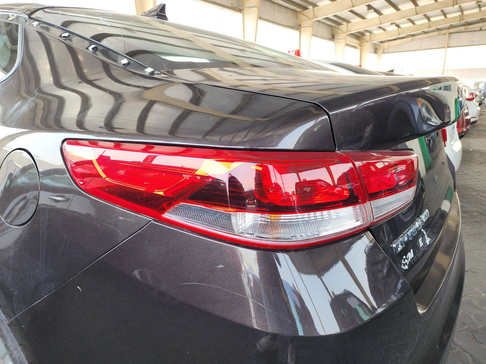 2018 KIA OPTIMA — 126420 Miles — Lot 39062591 — Souq - Marhaba Auctions Used Cars - Image 11