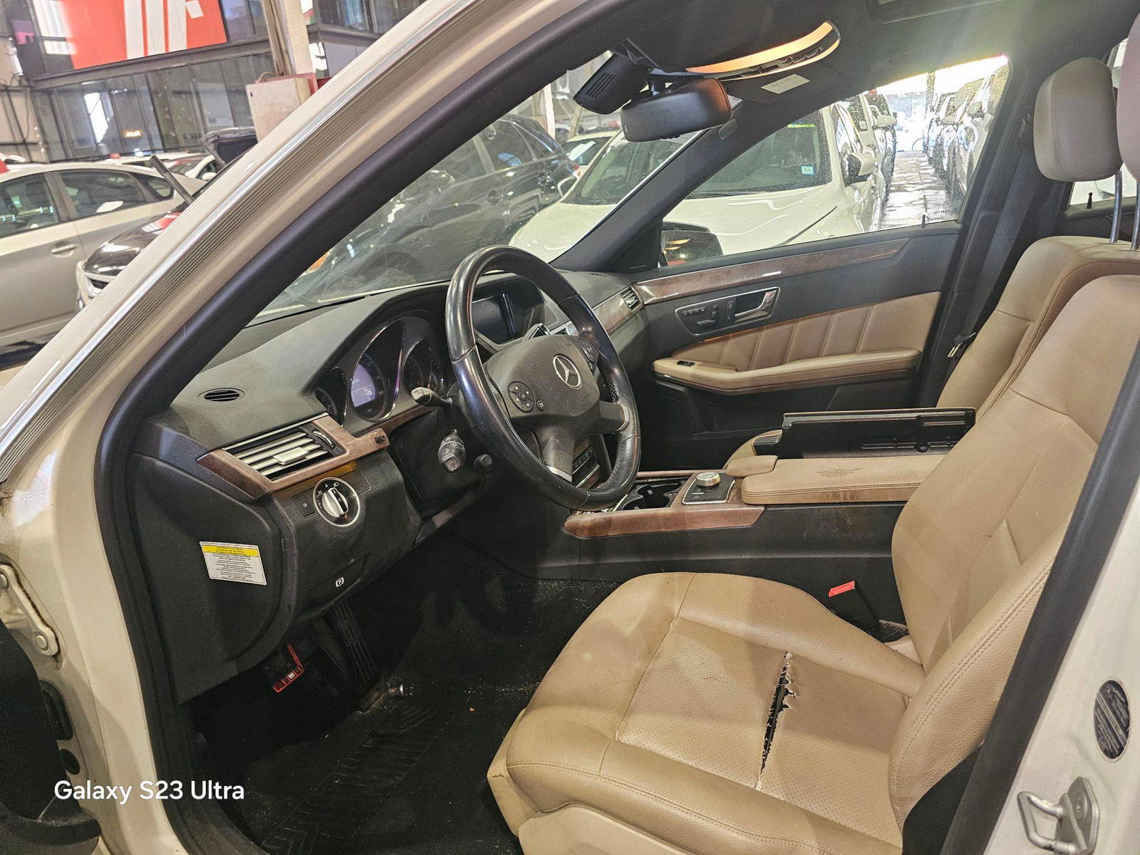 MERCEDES BENZ E 350 2011 - Marhaba Auction Used Cars - Image 5