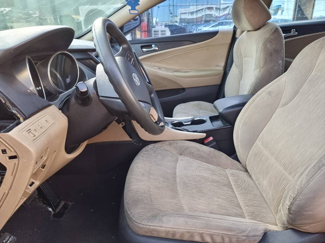 2012 HYUNDAI SONATA — 180891 Miles — Lot 215487 — Ind. 12 - Marhaba Auctions Used Cars - Image 8