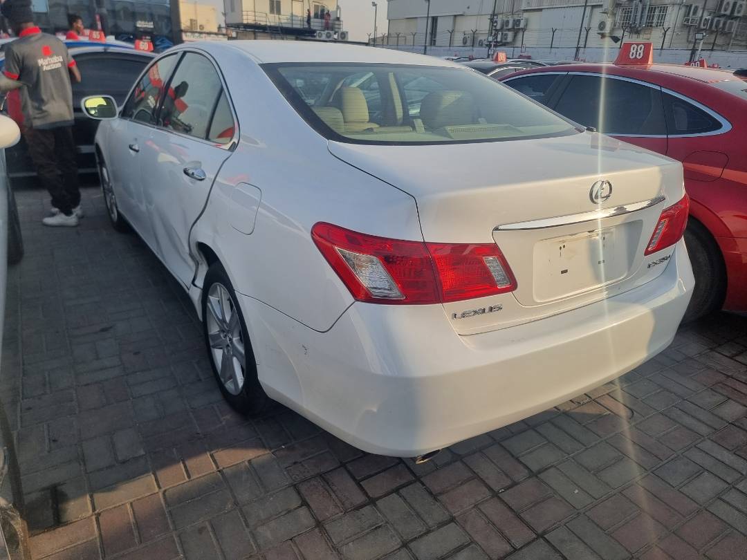2008 LEXUS ES 350 — 201391 Miles — Lot 2263036 — Ind. 12 - Marhaba Auctions Used Cars - Image 5