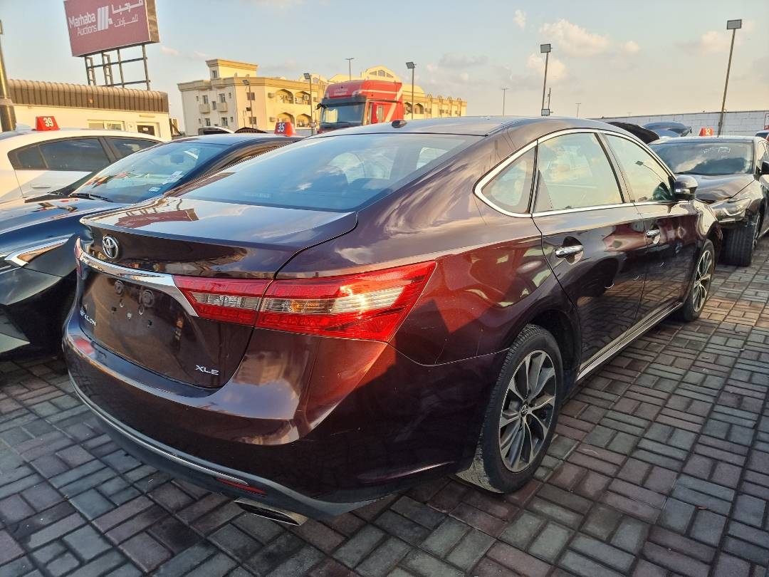 2017 TOYOTA AVALON — 182721 Miles — Lot 125487 — Ind. 12 - Marhaba Auctions Used Cars - Image 5