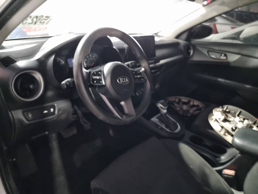 2020 KIA FORTE — 156393 Miles — Lot 145590 — Souq - Marhaba Auctions Used Cars - Image 6