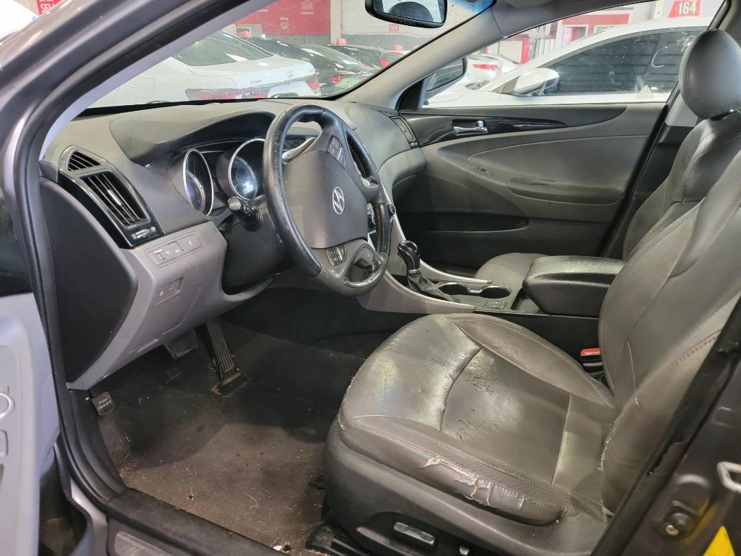 2011 HYUNDAI SONATA — 211524 Miles — Lot 1BH238062 — Main - Marhaba Auctions Used Cars - Image 8