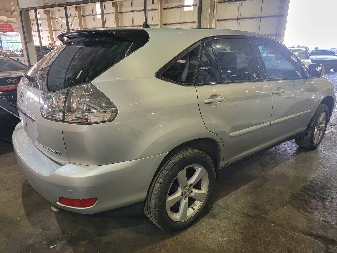 2004 LEXUS RX 330 — 237280 KM — Lot 40064191 — Main - Marhaba Auctions Used Cars - Image 5