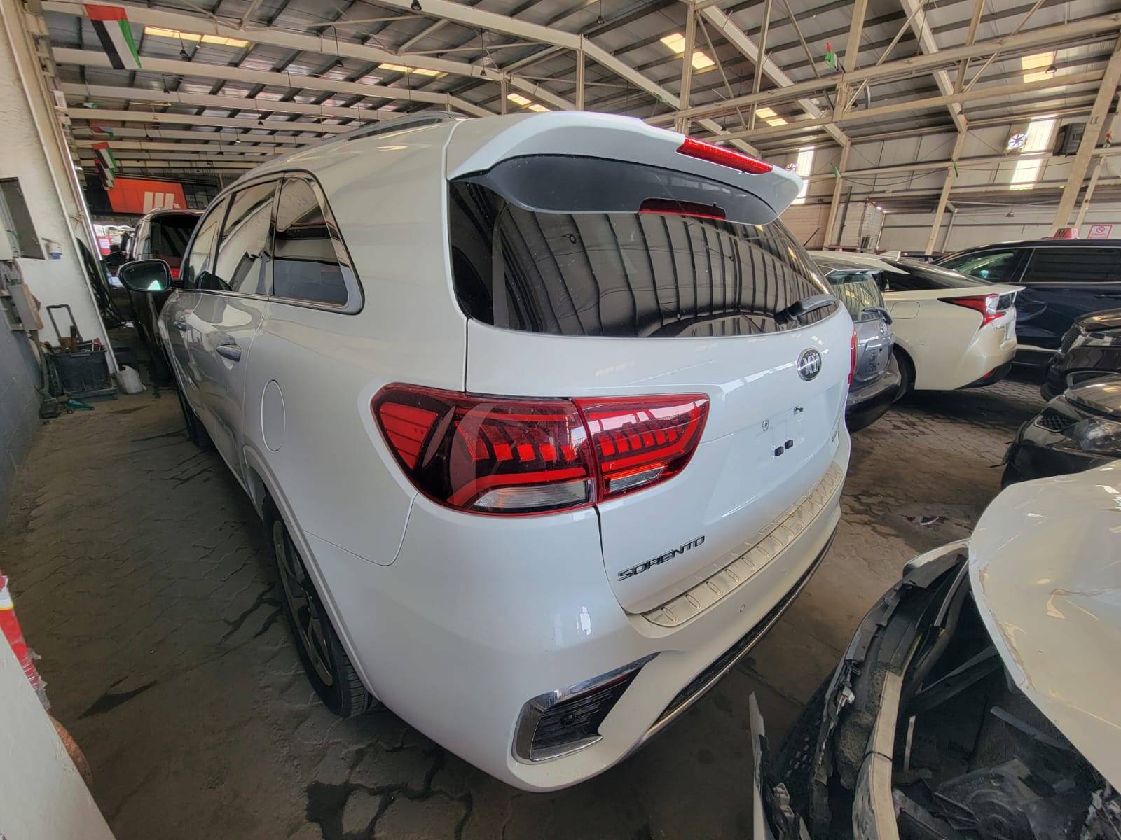 2019 KIA SORENTO — 71391 Miles — Lot 465169 — Souq - Marhaba Auctions Used Cars - Image 4