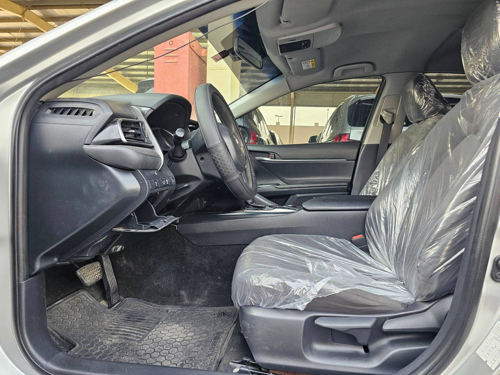 2019 TOYOTA CAMRY — 186211 KM — Lot 035734 — Souq - Marhaba Auctions Used Cars - Image 8