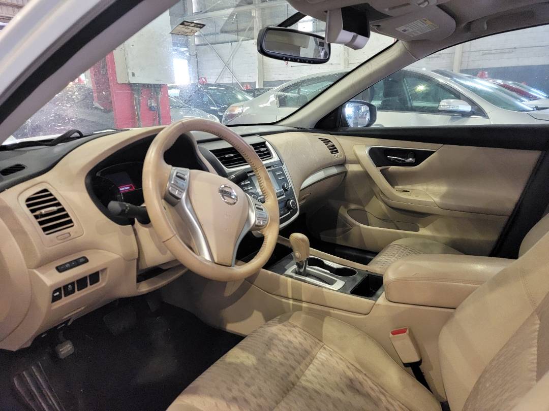 2016 NISSAN ALTIMA — 142997 Miles — Lot 140084 — Main - Marhaba Auctions Used Cars - Image 6