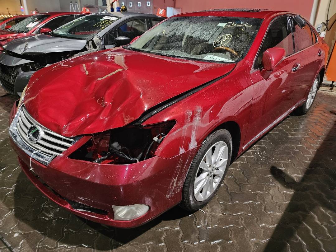 2011 LEXUS ES 350 — 179112 Miles — Lot 38116556 - Marhaba Auctions Used Cars - Image 5