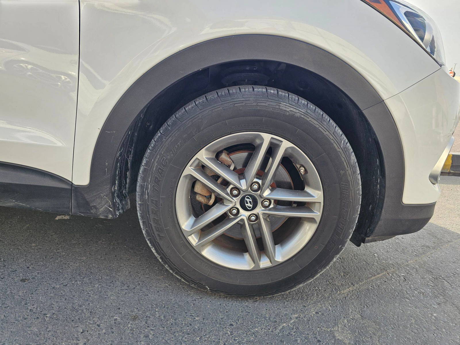 HYUNDAI SANTA FE 2017 - Marhaba Auction Used Cars - Image 11