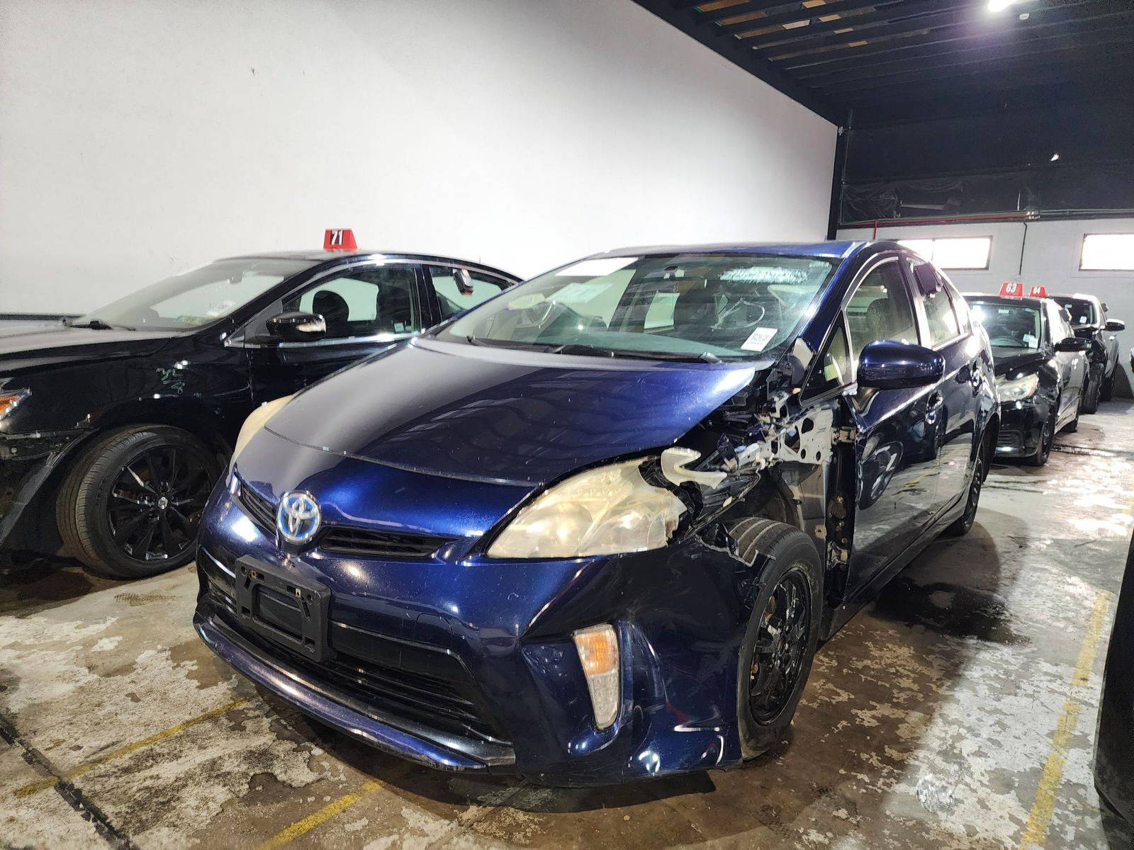 2012 TOYOTA PRIUS — 272652 Miles — Lot 587355 — Main - Marhaba Auctions Used Cars - Image 5