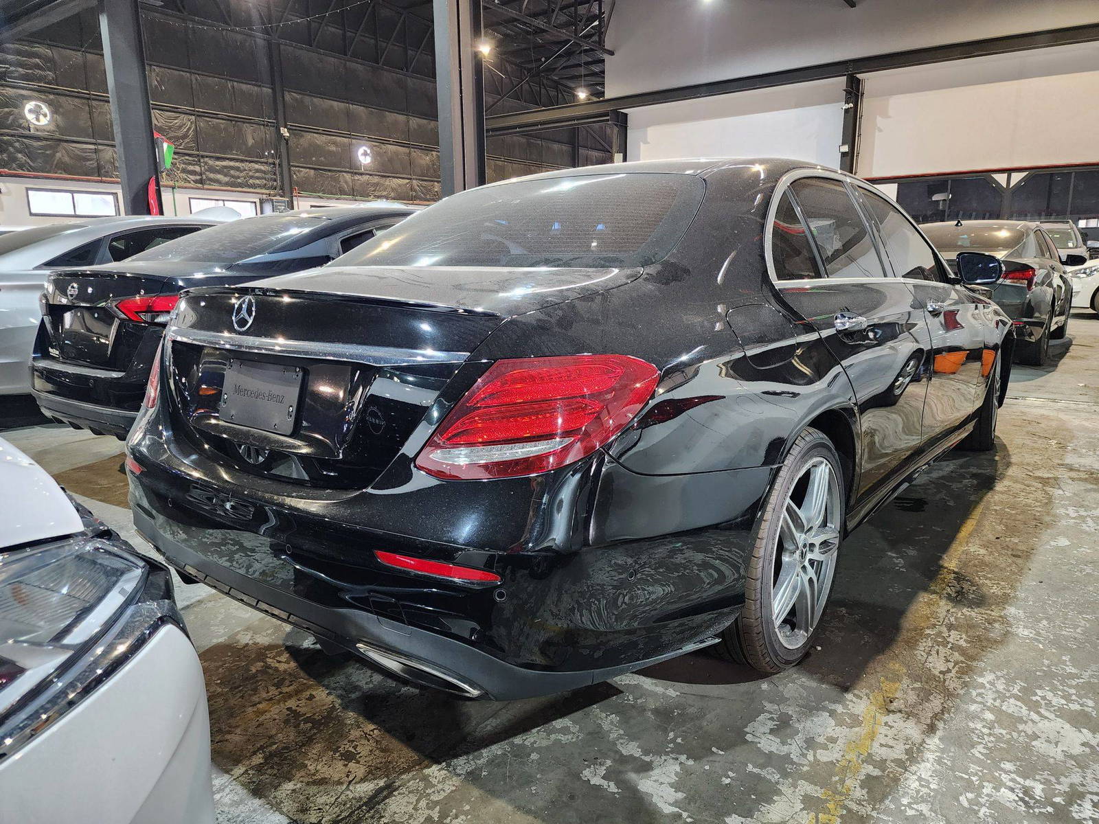 MERCEDES BENZ E-300 2018 - Marhaba Auction Used Cars - Image 3