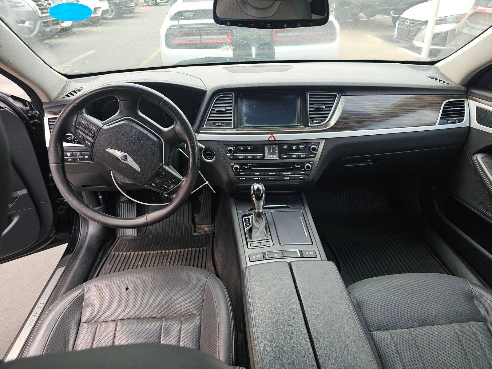 HYUNDAI GENESIS 2015 - Marhaba Auction Used Cars - Image 7