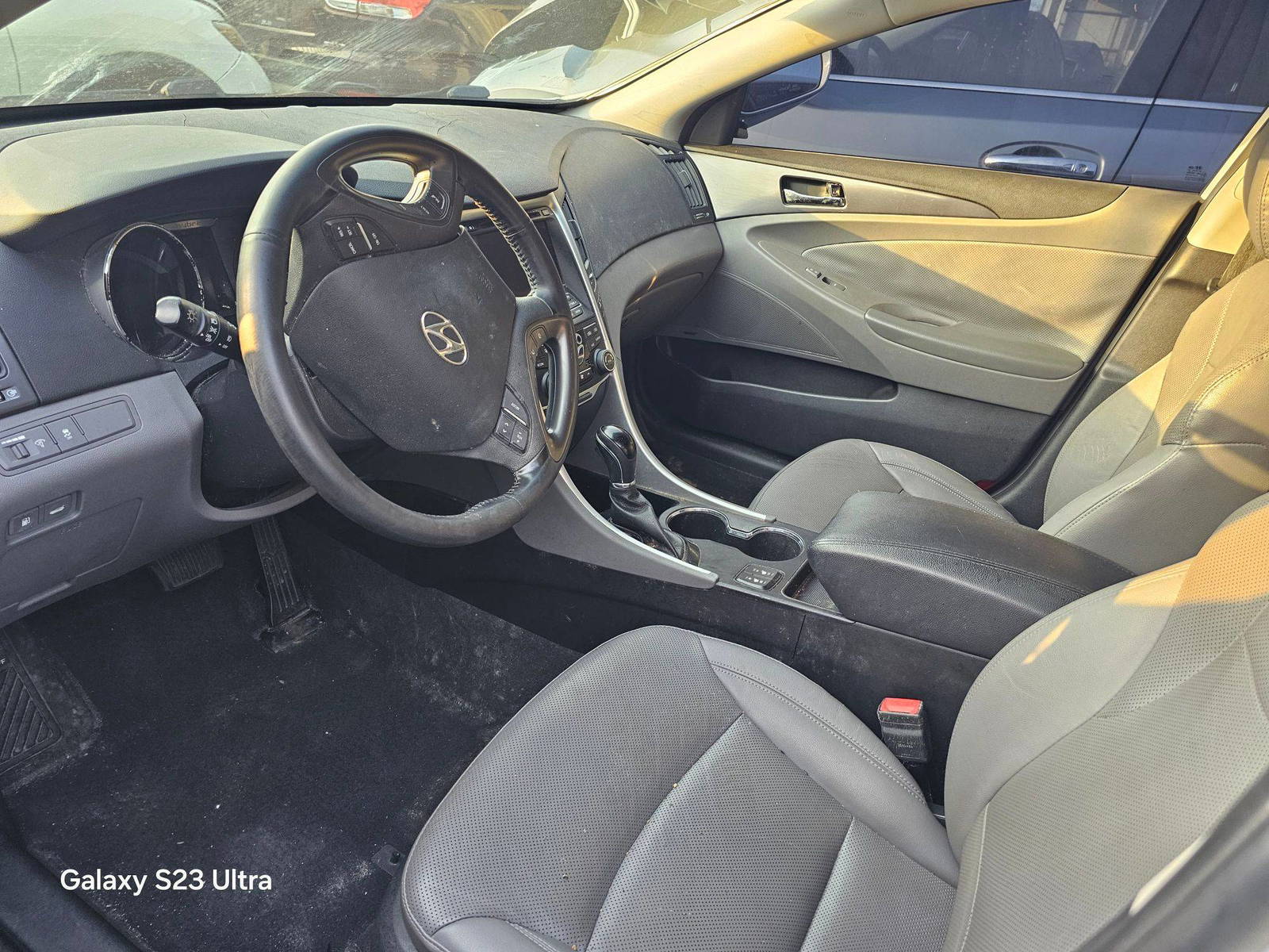 HYUNDAI SONATA 2015 - Marhaba Auction Used Cars - Image 7