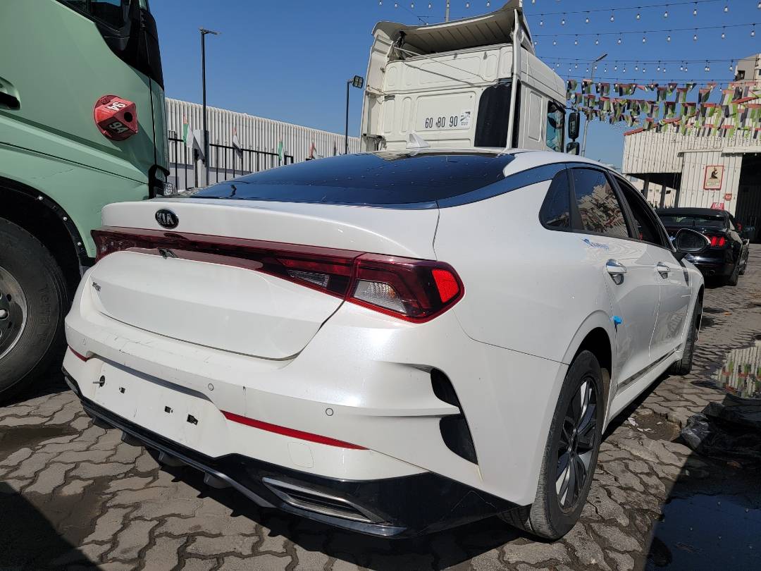 2020 KIA K5 — 113637 KM — Lot 078906 — Main - Marhaba Auctions Used Cars - Image 3
