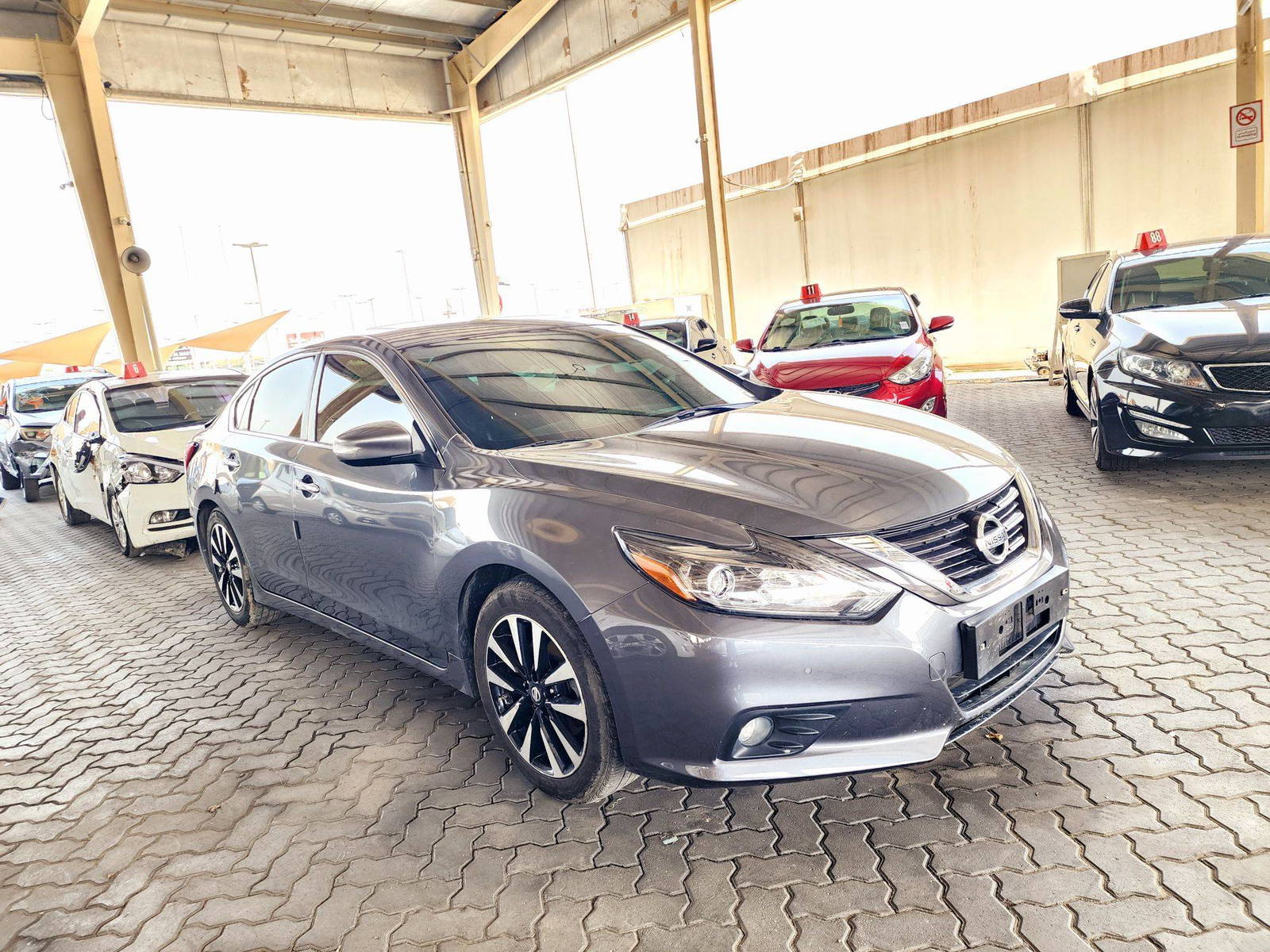 2017 NISSAN ALTIMA — 134333 KM — Lot 100190 — Souq - Marhaba Auctions Used Cars - Image 4