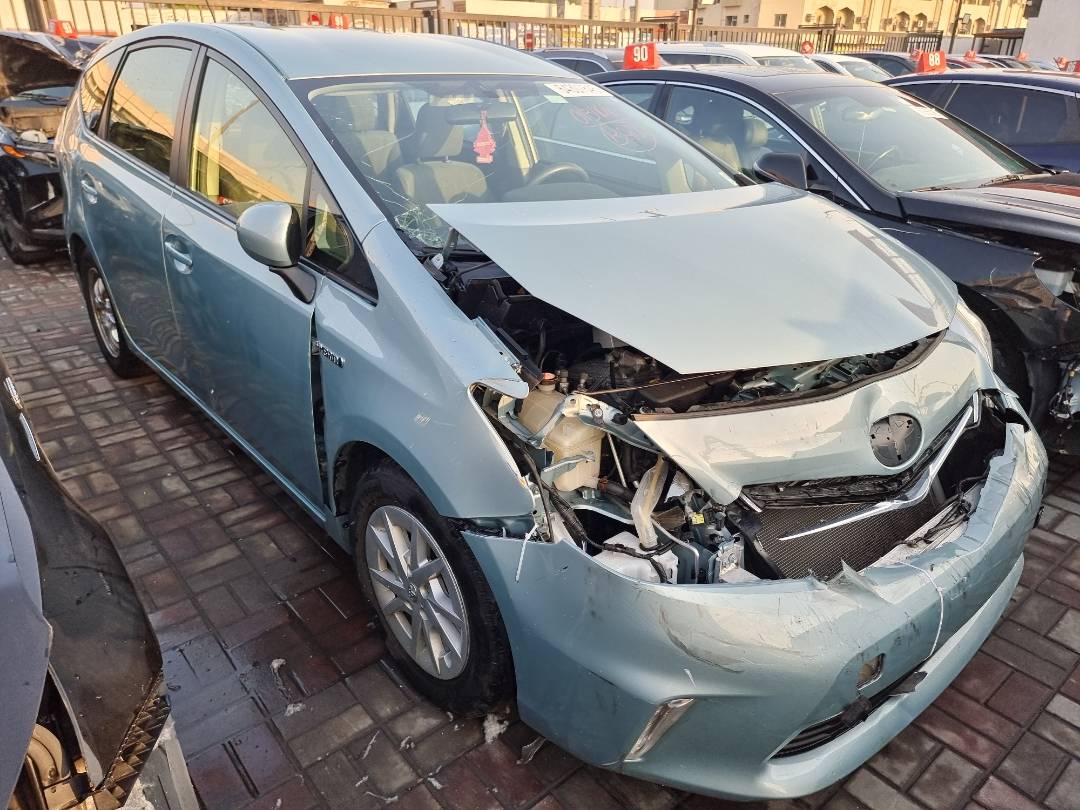 2014 TOYOTA PRIUS V — 129239 Miles — Lot 13406 — Ind. 12 - Marhaba Auctions Used Cars - Image 5