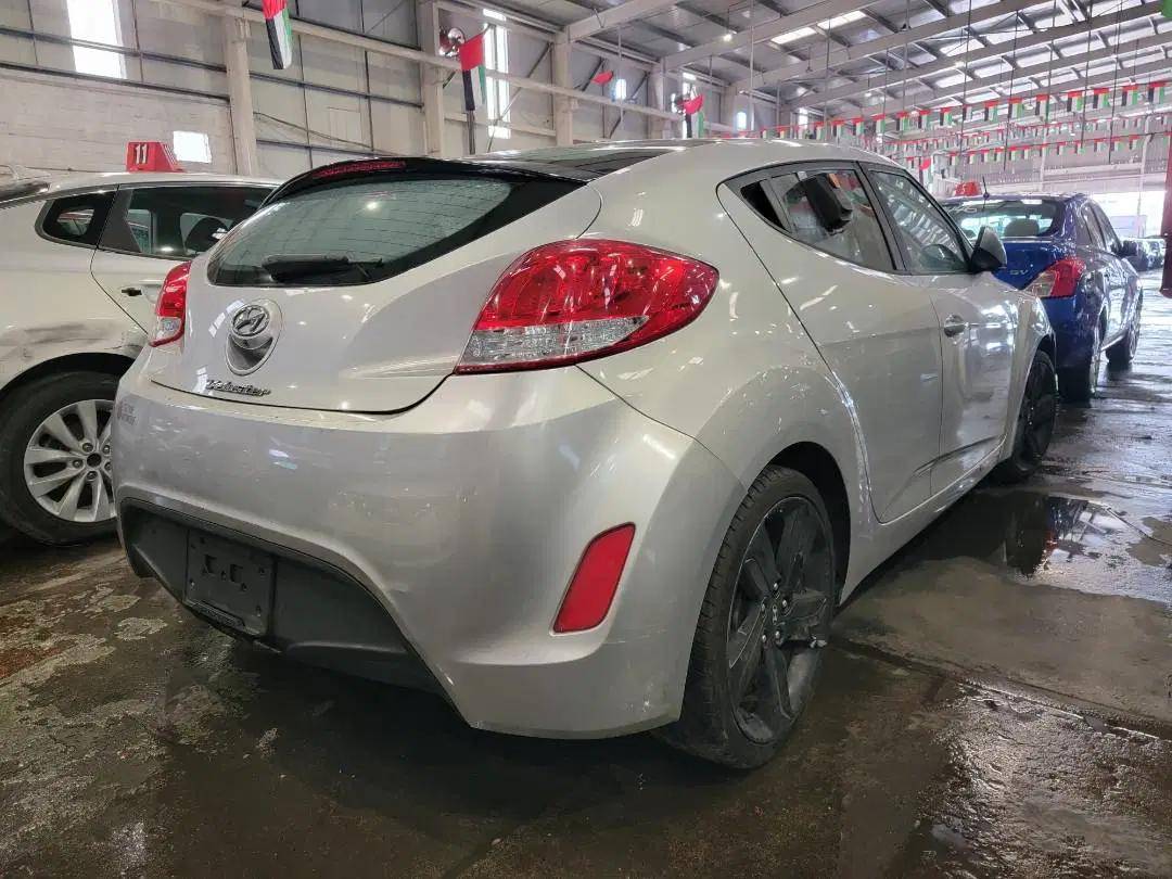 HYUNDAI VELOSTER 2017 - Marhaba Auction Used Cars - Image 4