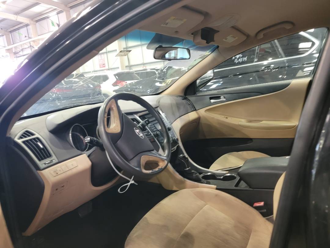 2011 HYUNDAI SONATA — 239996 Miles — Lot 52639524 — Main - Marhaba Auctions Used Cars - Image 6