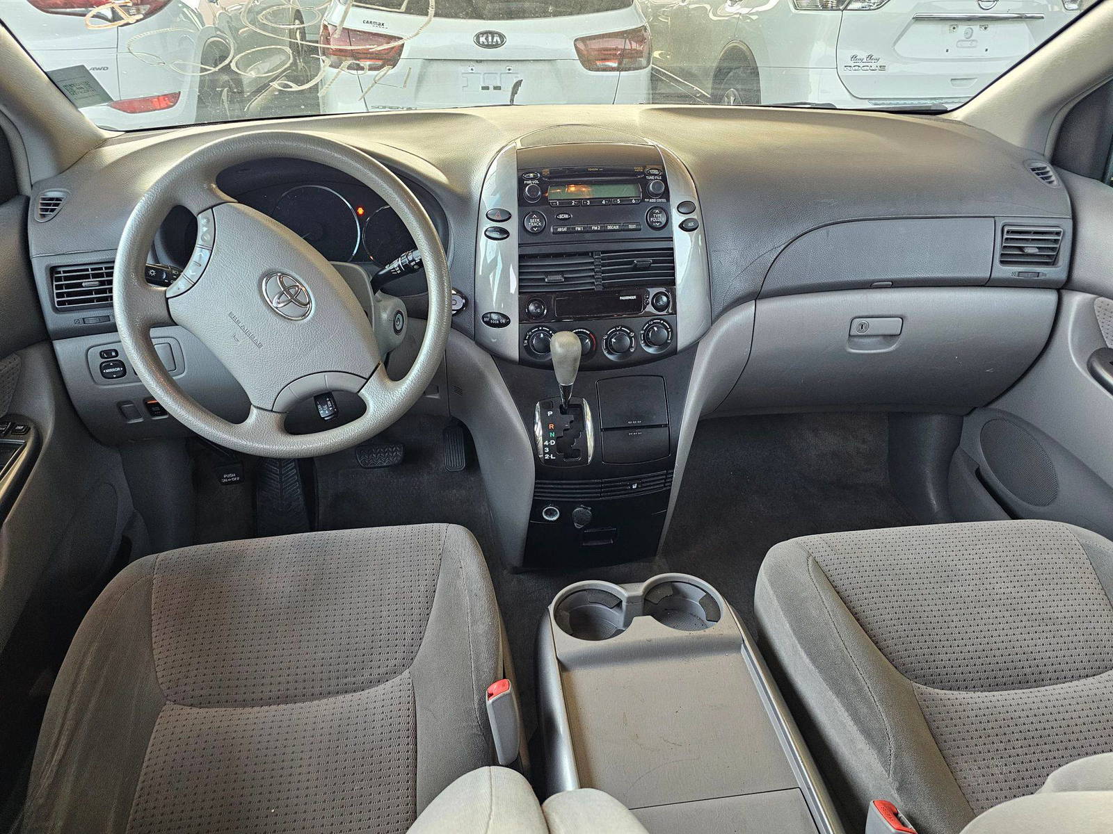 TOYOTA SIENNA 2006 - Marhaba Auction Used Cars - Image 7