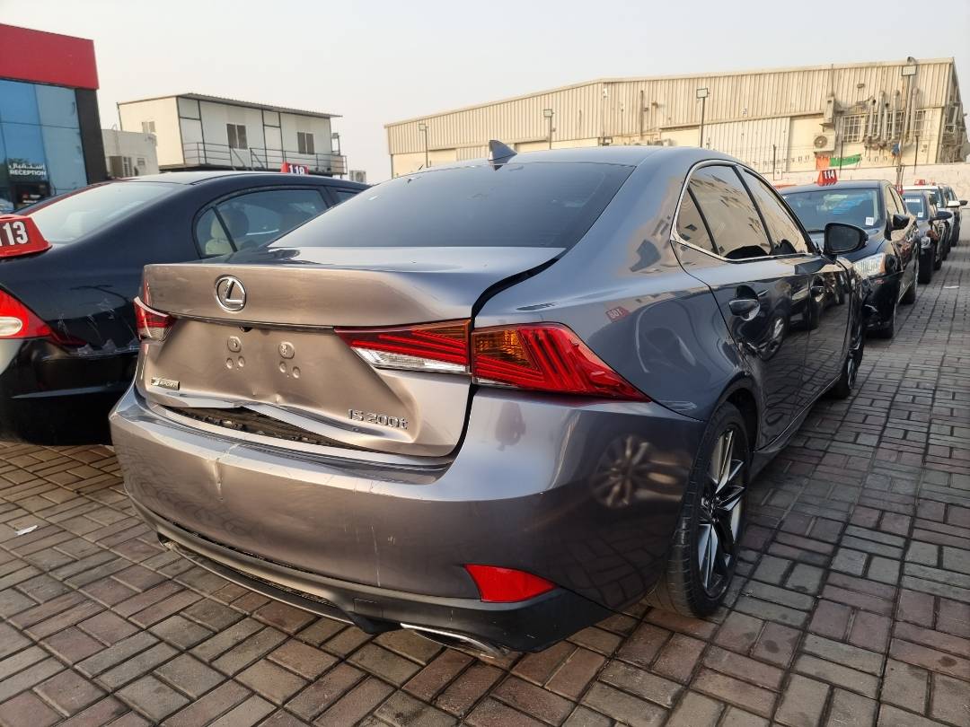 2017 LEXUS IS 200T — 98094 Miles — Lot 050269 — Ind. 12 - Marhaba Auctions Used Cars - Image 4