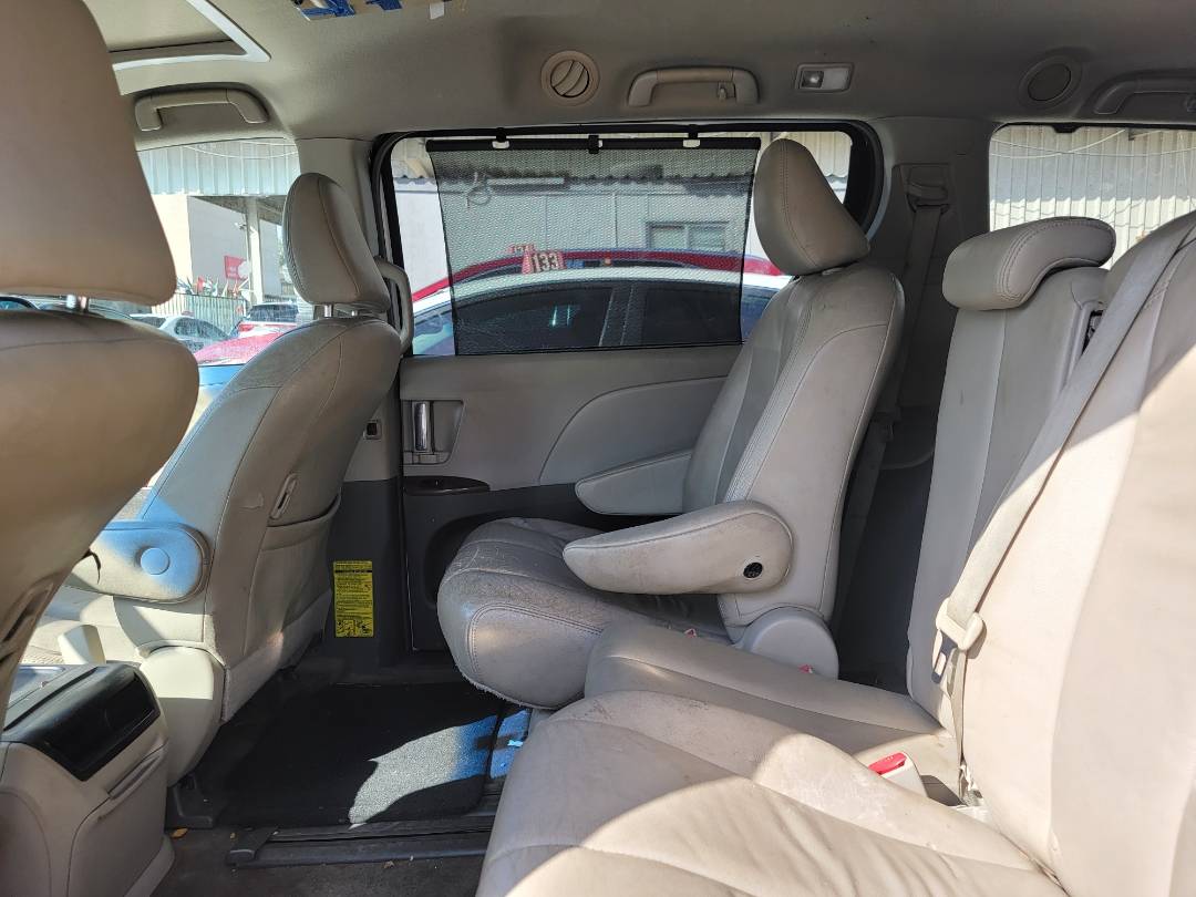 2013 TOYOTA SIENNA — 179135 Miles — Lot 5DS383083 — Main - Marhaba Auctions Used Cars - Image 7
