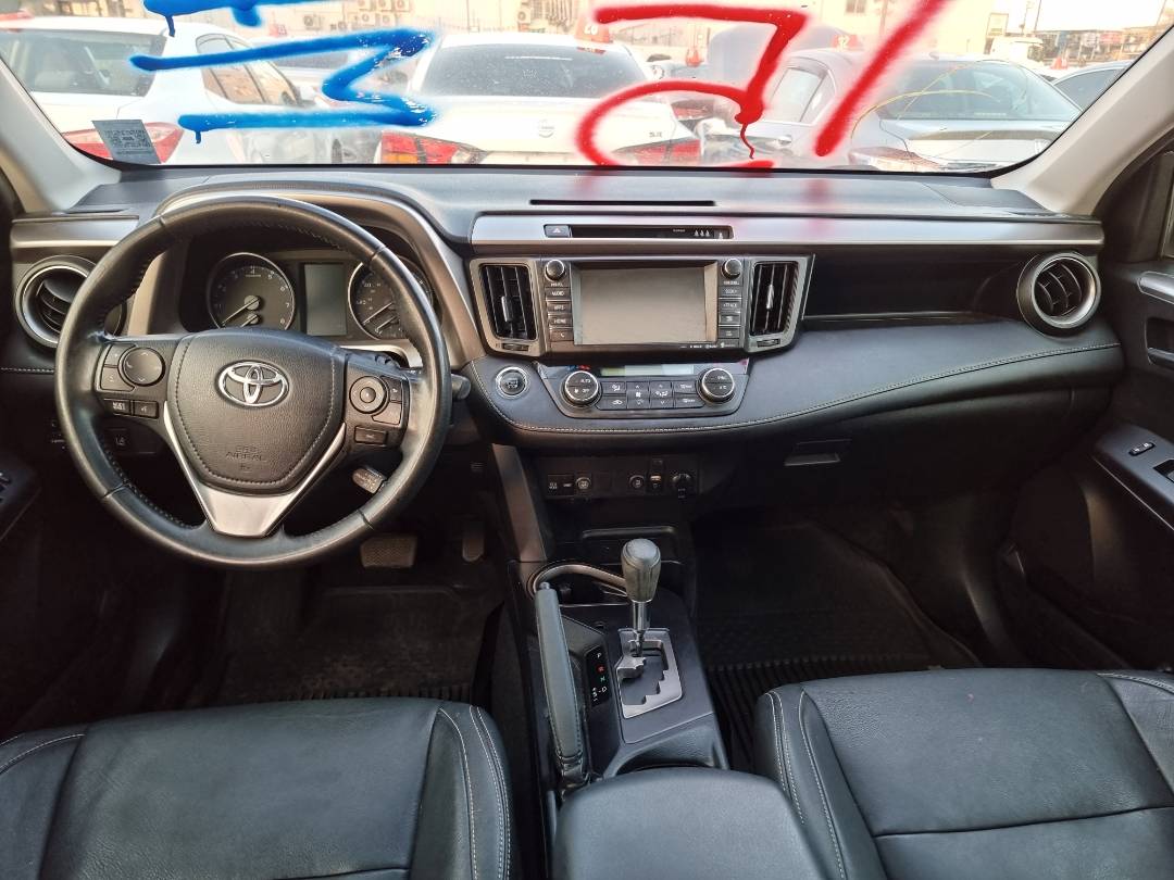 2018 TOYOTA RAV4 — 141316 Miles — Lot 215487 — Ind. 12 - Marhaba Auctions Used Cars - Image 7