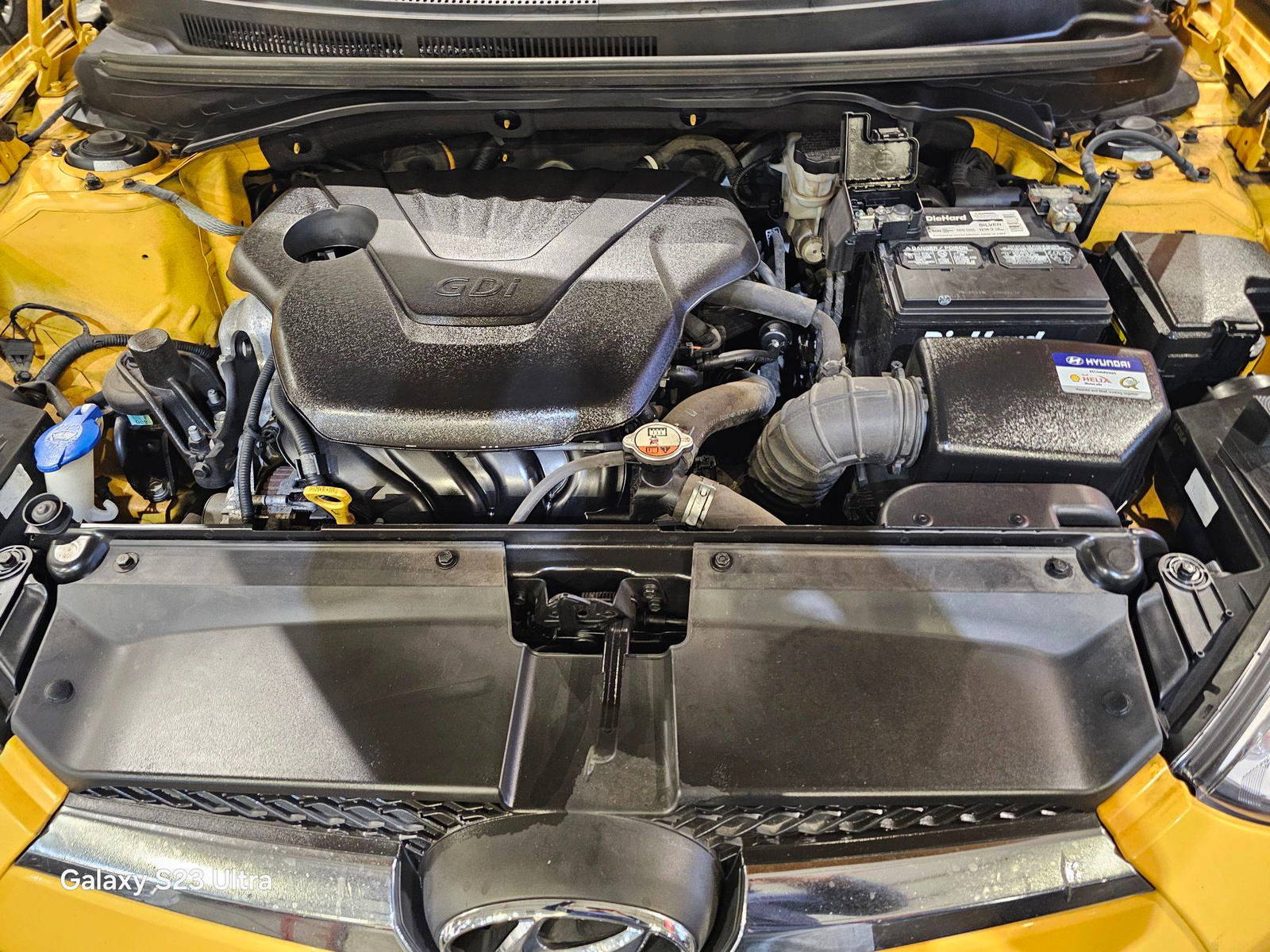 2017 HYUNDAI VELOSTER — 72205 Miles — Lot 43702996 — Main - Marhaba Auctions Used Cars - Image 9