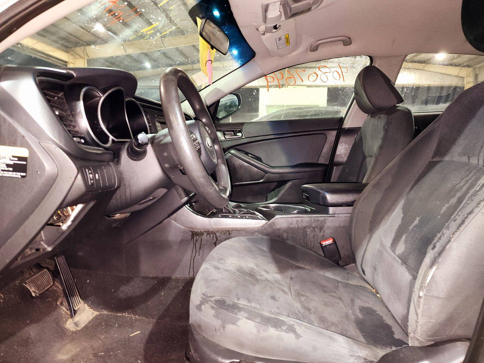 2015 KIA OPTIMA — 194252 Miles — Lot 40807649 — Souq - Marhaba Auctions Used Cars - Image 8
