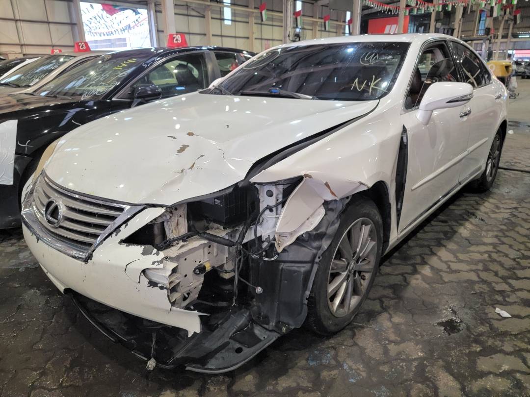 2012 LEXUS ES 350 — 174601 Miles — Lot C2488093 — Main - Marhaba Auctions Used Cars - Image 5